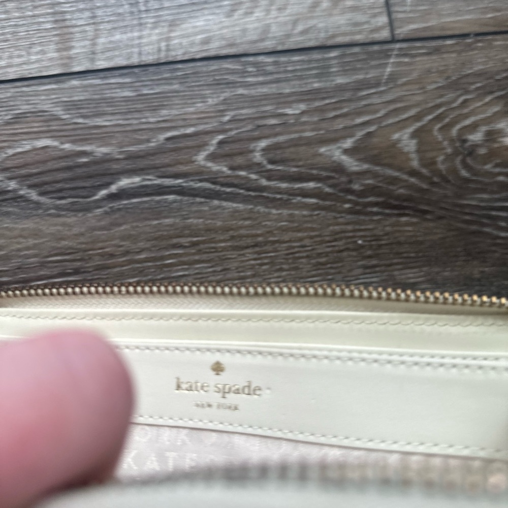 Yellow and White Leaf Print Wallet - Picture 7 of 9